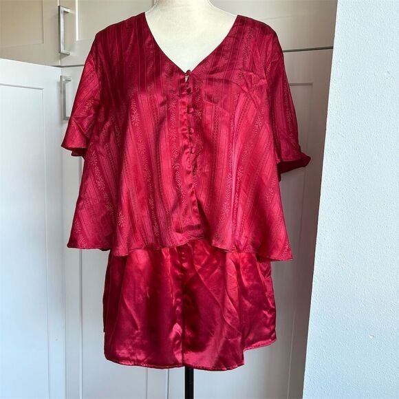 Vintage Victoria’s Secret Red Satin Pajama Set Size L Short Sleeve - Picture 1 of 6